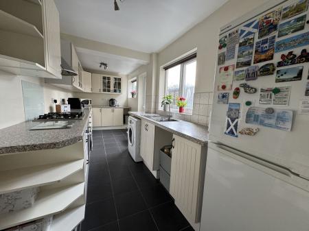 2 bedroom Terraced House for sale in Linton Heath, Linton, DE12