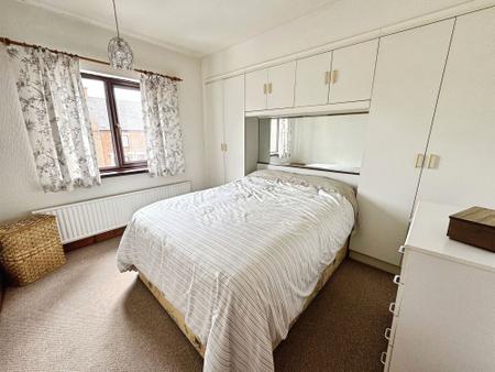 3 bedroom Terraced House for sale in Woodville Road, Overseal, DE12