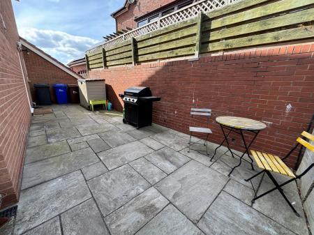 4 bedroom Detached house for sale in Derwent Road, Burton-On-Trent, DE15