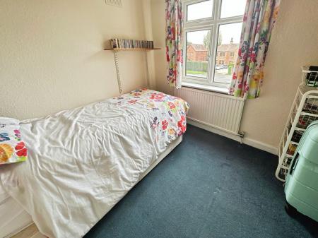 3 bedroom Detached house for sale in Burton Road, Overseal, DE12