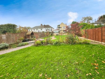 3 bedroom Detached house for sale in Burton Road, Overseal, DE12