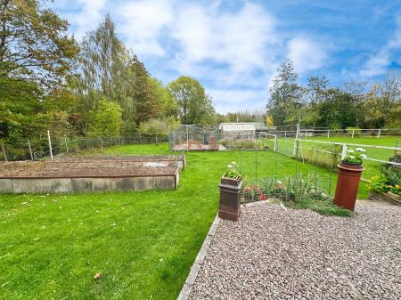3 bedroom Detached house for sale in Burton Road, Overseal, DE12