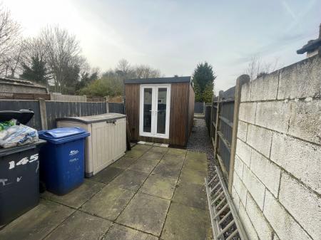 2 bedroom Terraced House for sale in Branston Road, Burton-On-Trent, DE14