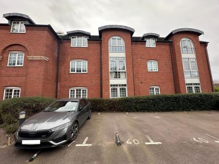 2 bedroom Flat for sale in Caxton Court, Burton-On-Trent, DE14