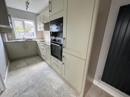 3 bedroom Terraced House for sale in Stanley Street, Swadlincote, DE11