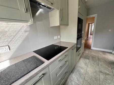 3 bedroom Terraced House for sale in Stanley Street, Swadlincote, DE11