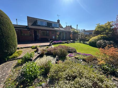 3 bedroom Detached house for sale in Pump Lane, Doveridge, DE6