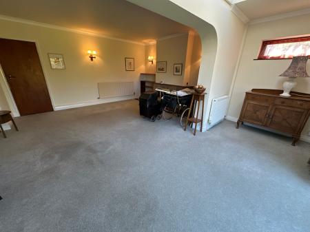 3 bedroom Detached house for sale in Pump Lane, Doveridge, DE6