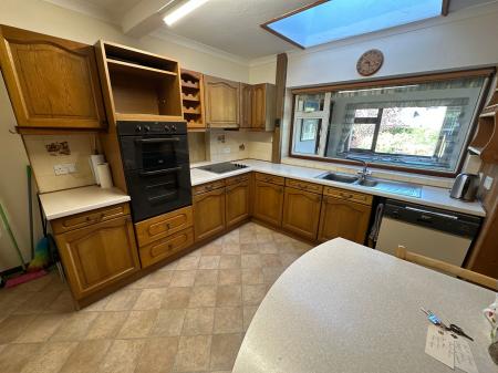 3 bedroom Detached house for sale in Pump Lane, Doveridge, DE6