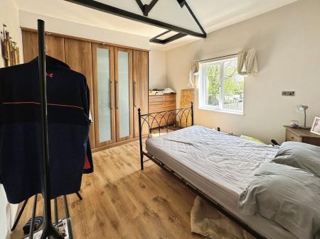 4 bedroom Detached house for sale in York Road, Church Gresley, DE11