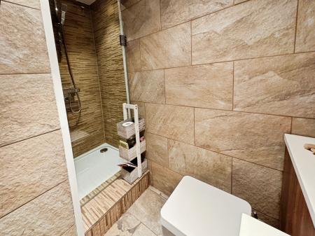 4 bedroom Detached house for sale in York Road, Church Gresley, DE11
