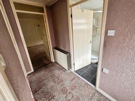 2 bedroom Semi-detached house for sale in Henhurst Ridge, Burton-On-Trent, DE13
