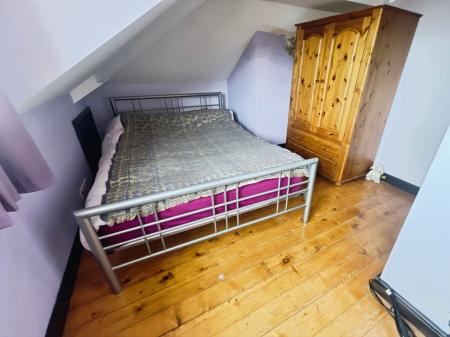 5 bedroom Detached house for sale in Stanton Road, Burton-On-Trent, DE15