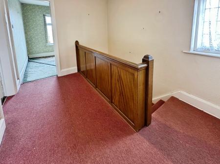 3 bedroom Detached house for sale in Burton Road, Midway, DE11