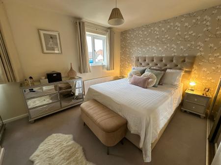 4 bedroom Detached house for sale in Athlestan Way, Stretton, DE13