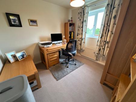 4 bedroom Detached house for sale in Athlestan Way, Stretton, DE13