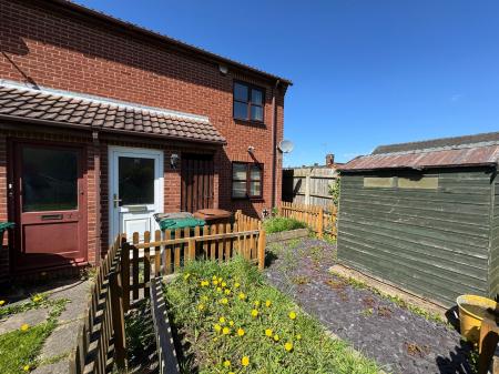 1 bedroom Flat for sale in St. Stephens Court, Woodville, DE11
