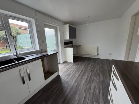 3 bedroom Semi-detached house for sale in Wellwood Road, Newhall, DE11