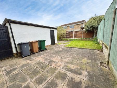 3 bedroom Semi-detached house for sale in Wellwood Road, Newhall, DE11