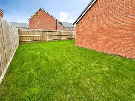 4 bedroom Semi-detached house for sale in Rowan Drive, Branston, DE14