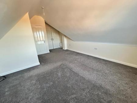 3 bedroom Semi-detached house for sale in South Lodge Mews, Midway, DE11