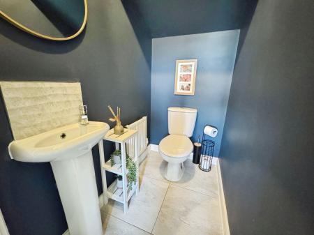 3 bedroom Semi-detached house for sale in Knight Drive, Burton-On-Trent, DE13