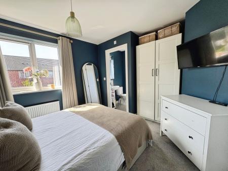 3 bedroom Semi-detached house for sale in Knight Drive, Burton-On-Trent, DE13