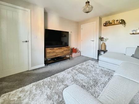 3 bedroom Semi-detached house for sale in Knight Drive, Burton-On-Trent, DE13