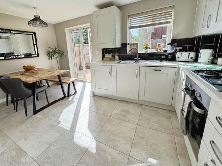 3 bedroom Semi-detached house for sale in Knight Drive, Burton-On-Trent, DE13