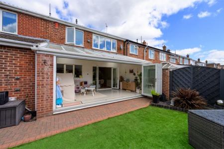 4 bedroom Detached house for sale in Caldwell Road, Linton, DE12