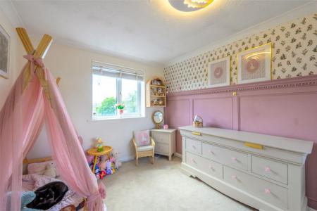 4 bedroom Detached house for sale in Caldwell Road, Linton, DE12