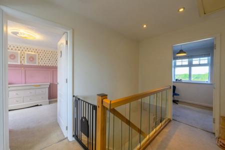 4 bedroom Detached house for sale in Caldwell Road, Linton, DE12