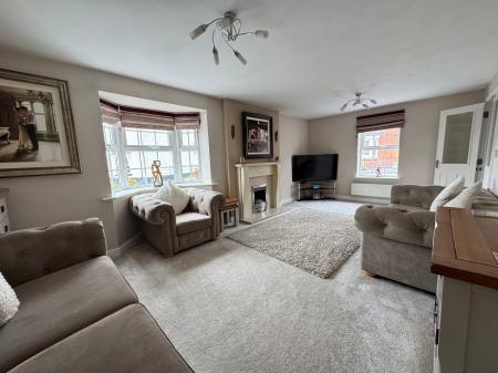 5 bedroom Detached house for sale in Cranfield Avenue, Church Gresley, DE11