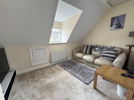 5 bedroom Detached house for sale in Cranfield Avenue, Church Gresley, DE11