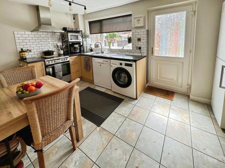 3 bedroom Semi-detached house for sale in Newfield Road, Burton-On-Trent, DE15