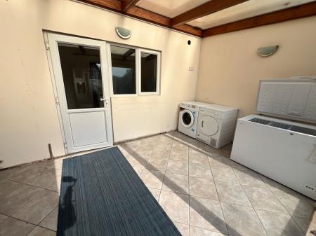 3 bedroom Semi-detached house for sale in Park Lane, Tutbury, DE13