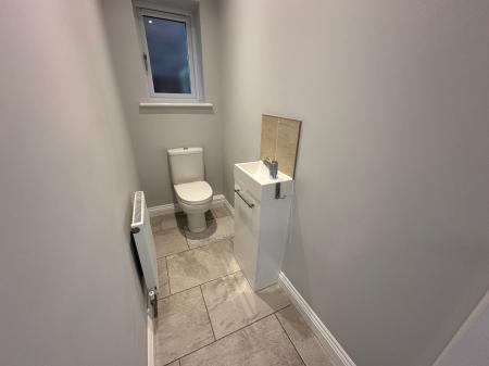 4 bedroom Detached house for sale in The Leys, Newhall, DE11