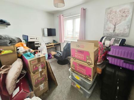 4 bedroom Detached house for sale in The Leys, Newhall, DE11