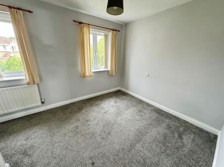 2 bedroom Semi-detached house for sale in Arnside Close, Church Gresley, DE11
