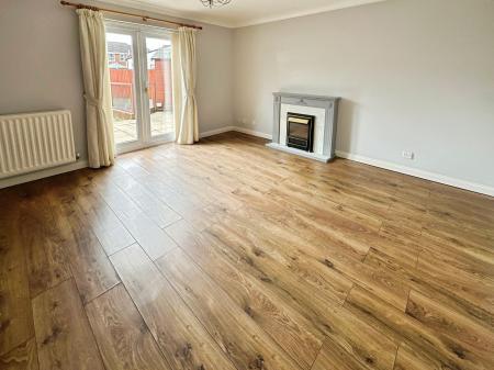 2 bedroom Semi-detached house for sale in Arnside Close, Church Gresley, DE11