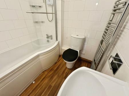 2 bedroom Semi-detached house for sale in Arnside Close, Church Gresley, DE11