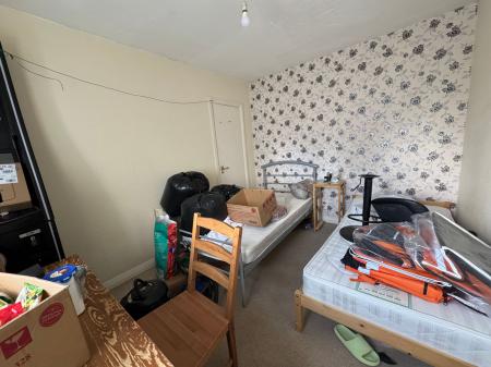 2 bedroom Flat for sale in Rosliston Road, Hampden House Rosliston Road, DE15