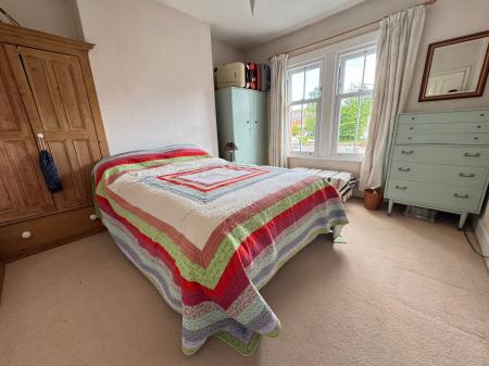 3 bedroom Semi-detached house for sale in Hill Street, Stapenhill, DE15