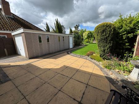 3 bedroom Detached house for sale in Tutbury Road, Burton-On-Trent, DE13