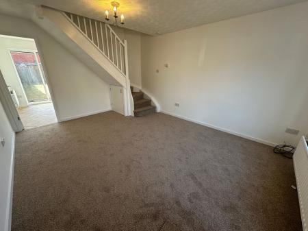 2 bedroom Terraced House for sale in Weston Park Avenue, Burton-On-Trent, DE14