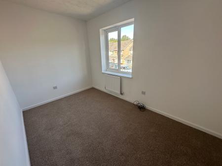 2 bedroom Terraced House for sale in Weston Park Avenue, Burton-On-Trent, DE14