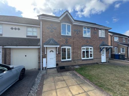 Weston Park Avenue, Burton-On-Trent, DE14