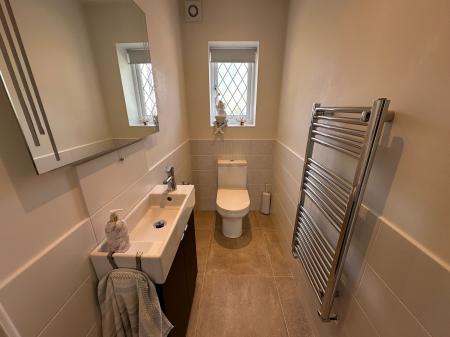 4 bedroom Detached house for sale in Bitham Lane, Stretton, DE13