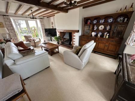 4 bedroom Detached house for sale in Bitham Lane, Stretton, DE13