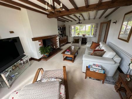 4 bedroom Detached house for sale in Bitham Lane, Stretton, DE13